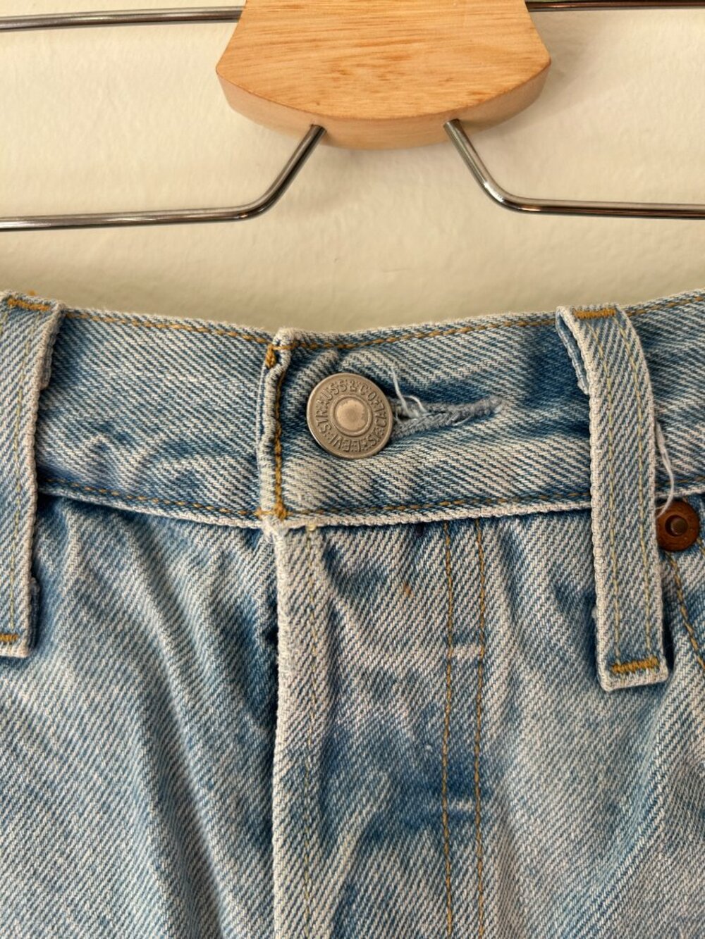 Levi's High Rise Jean Shorts - Picture 4 of 6